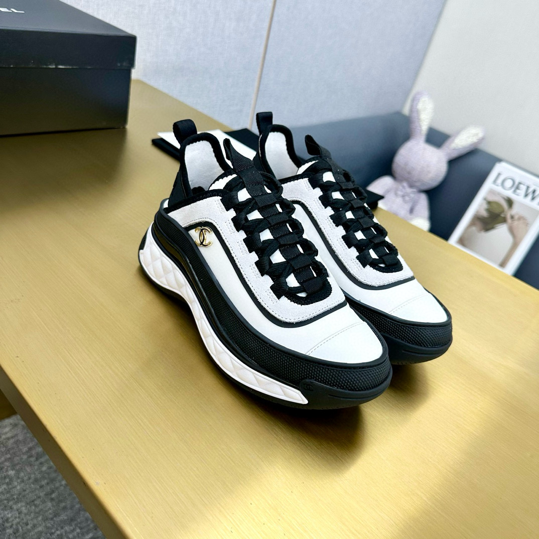 Chanel Sneaker