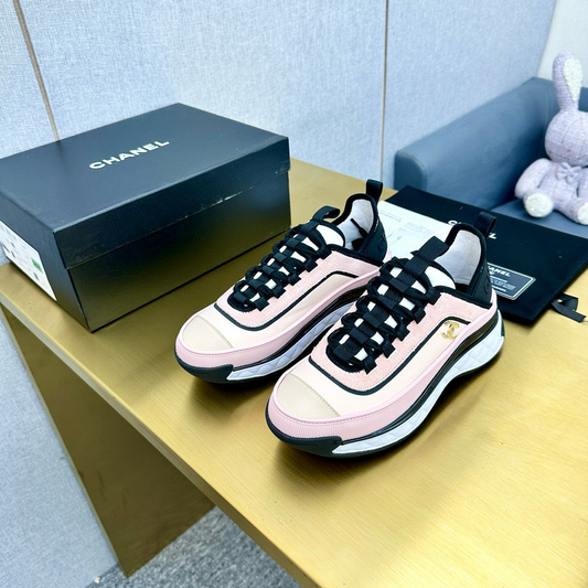 Chanel Sneaker