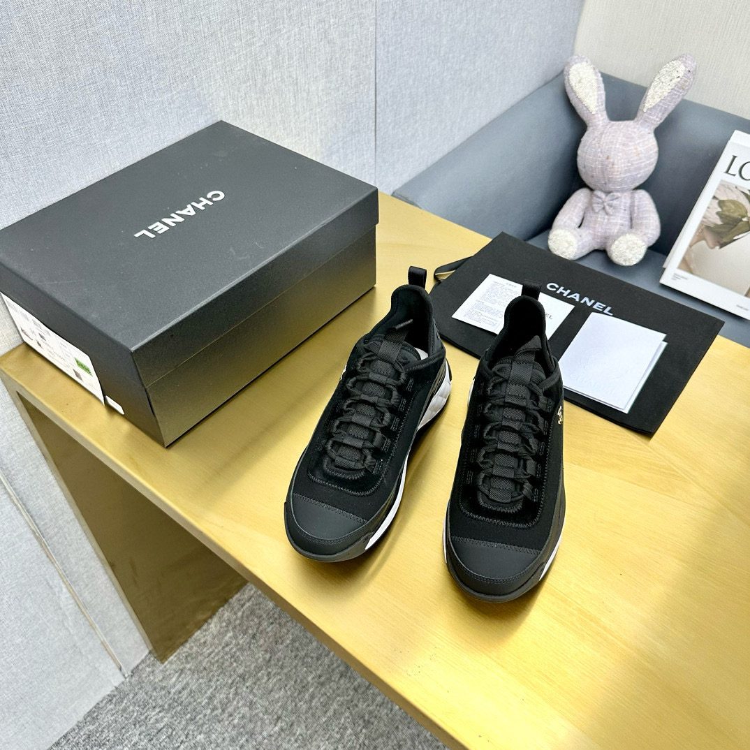 Chanel Sneaker