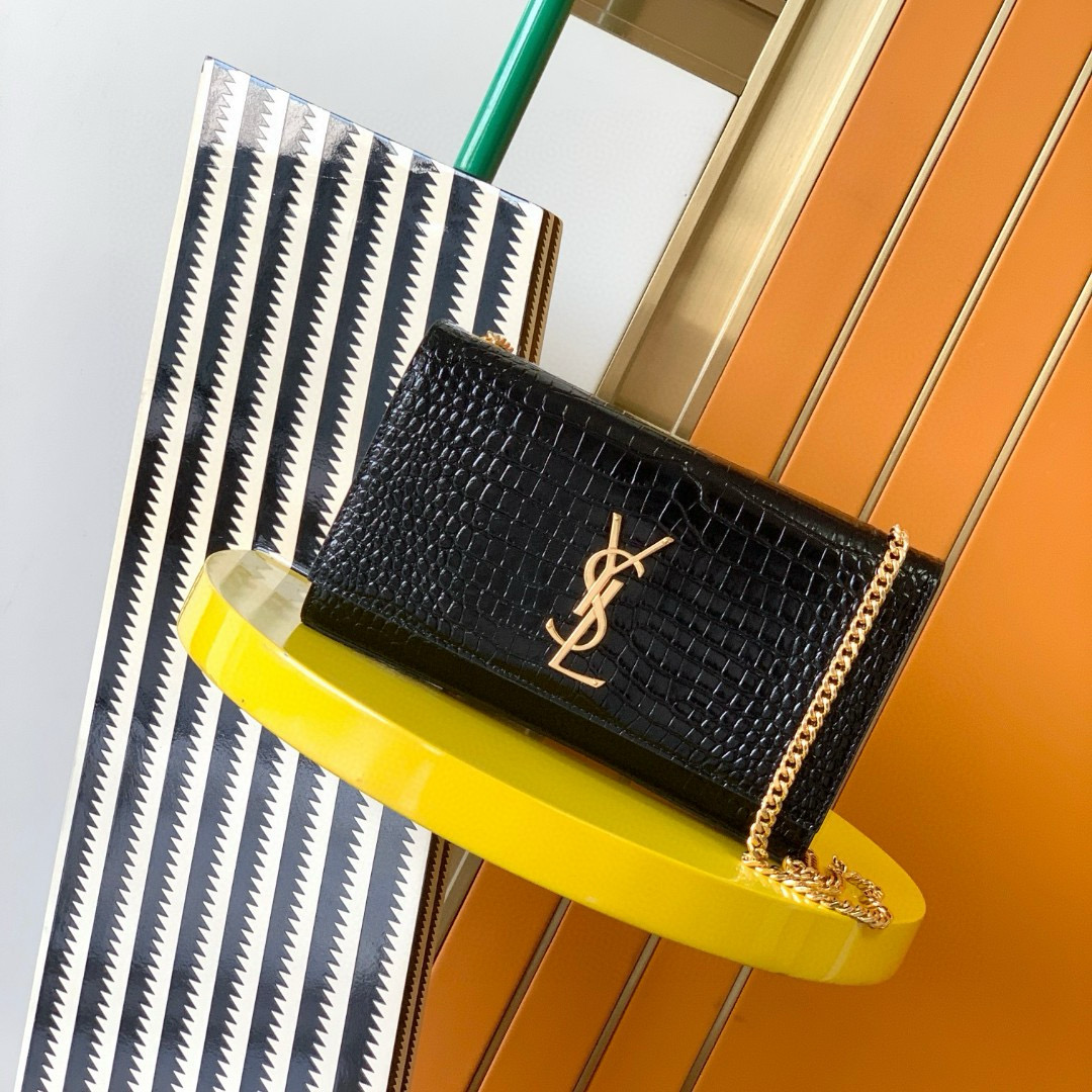 Yves Saint Laurent Kate Medium