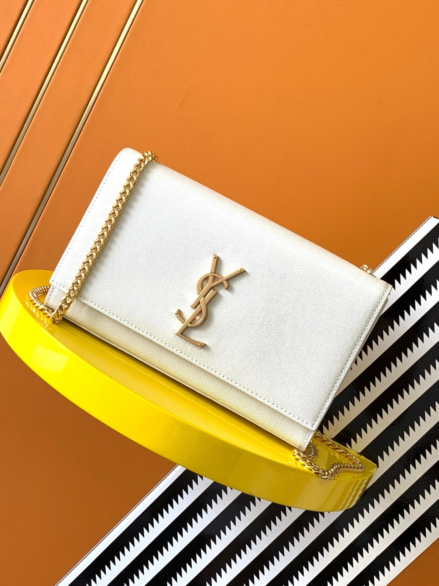 Yves Saint Laurent Kate Medium