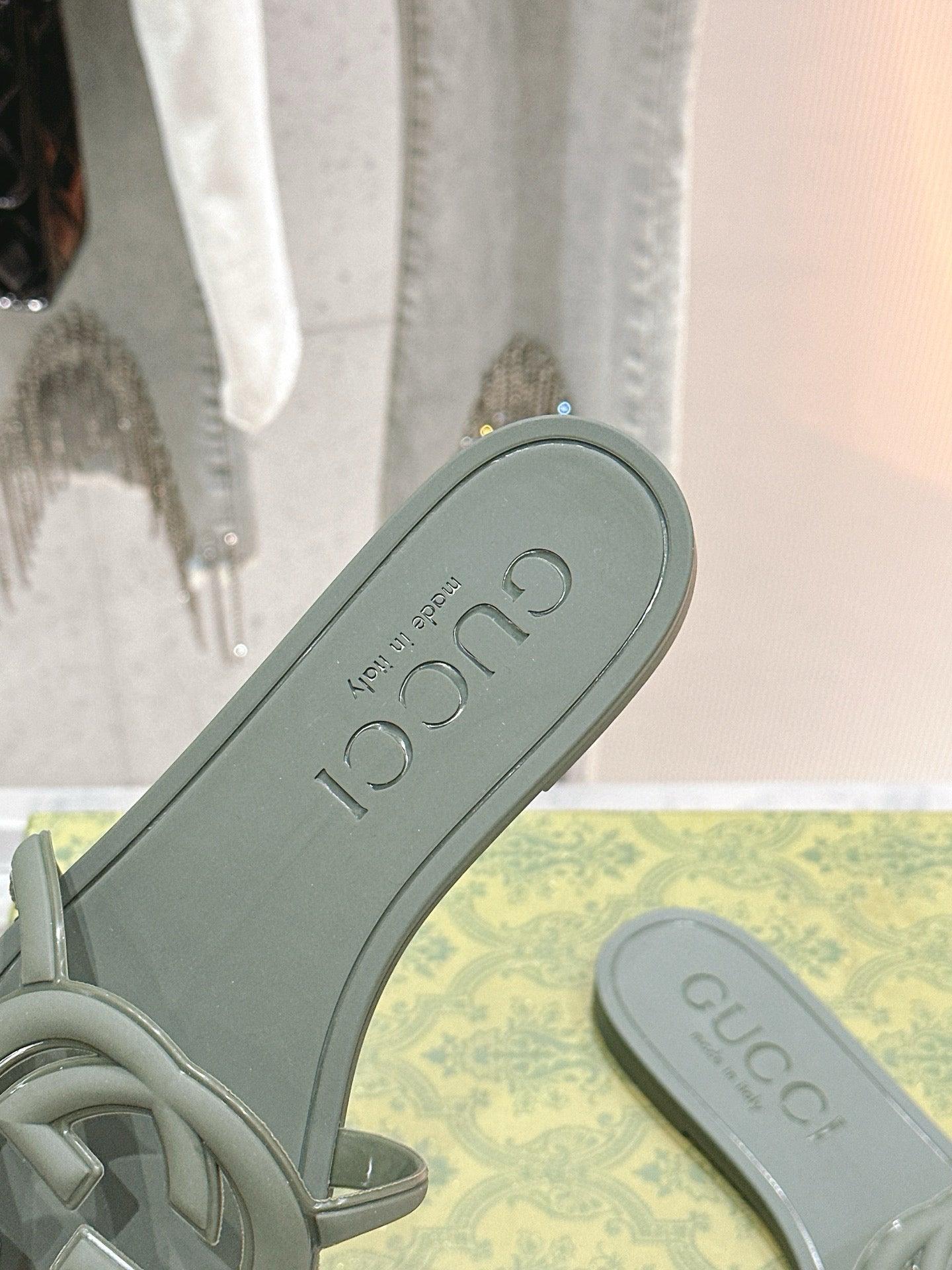 Interlocking G Slide Sandal