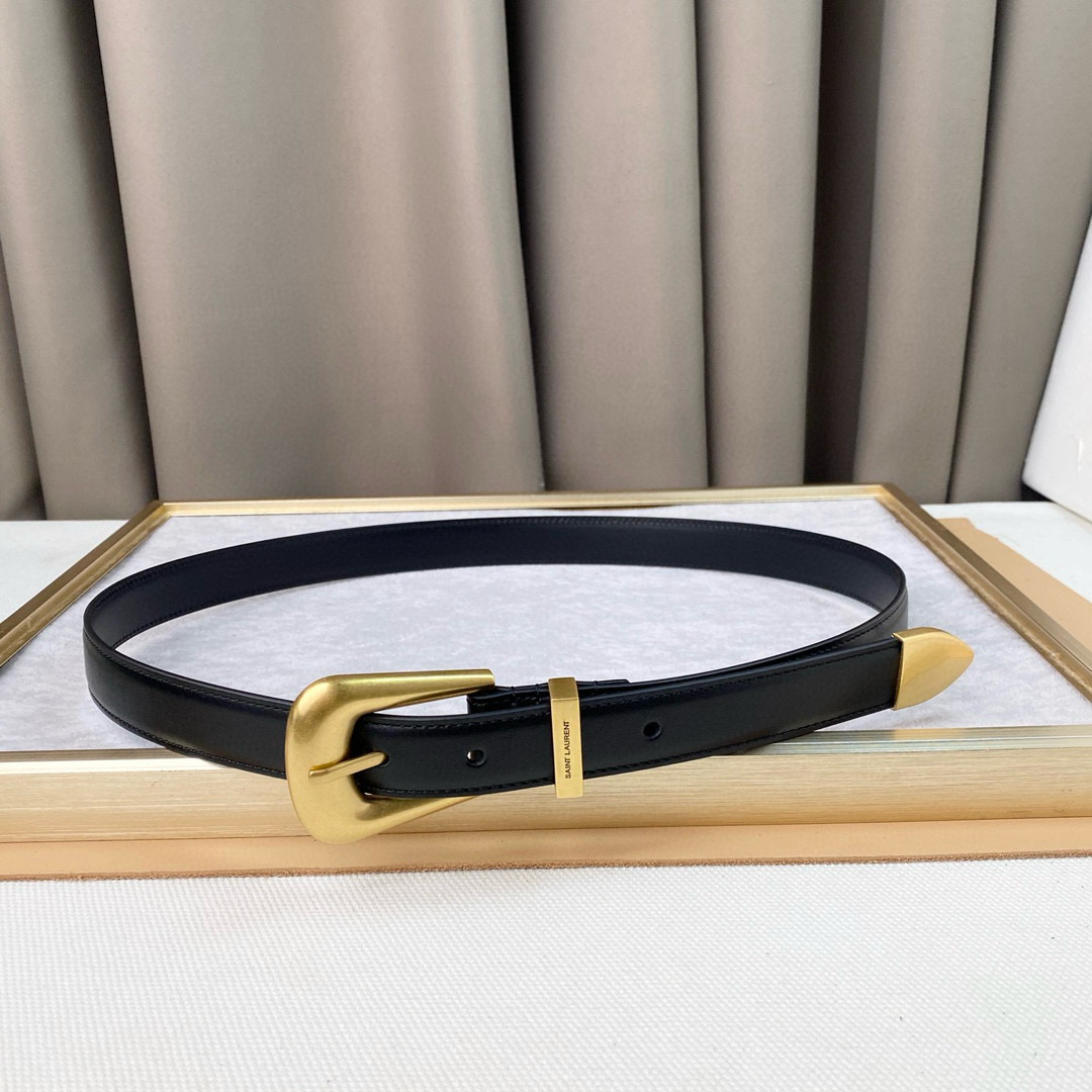 Yves Saint Laurent Folk Buckle Belt