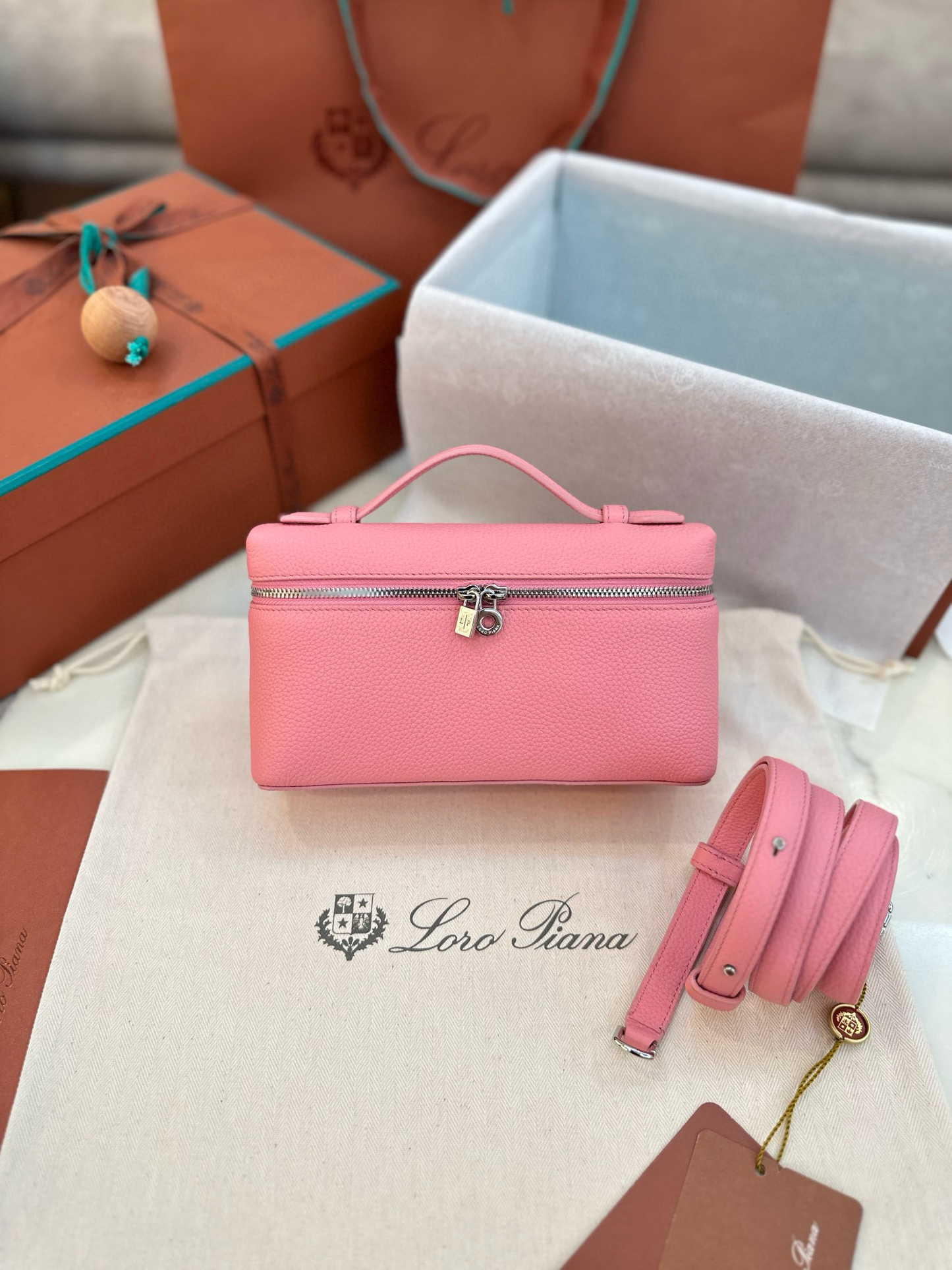 Loro Piana Extra Pocket L19