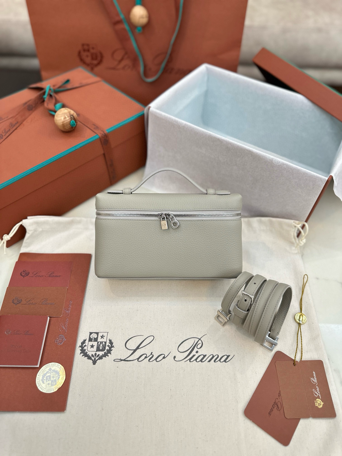 Loro Piana Extra Pocket L19