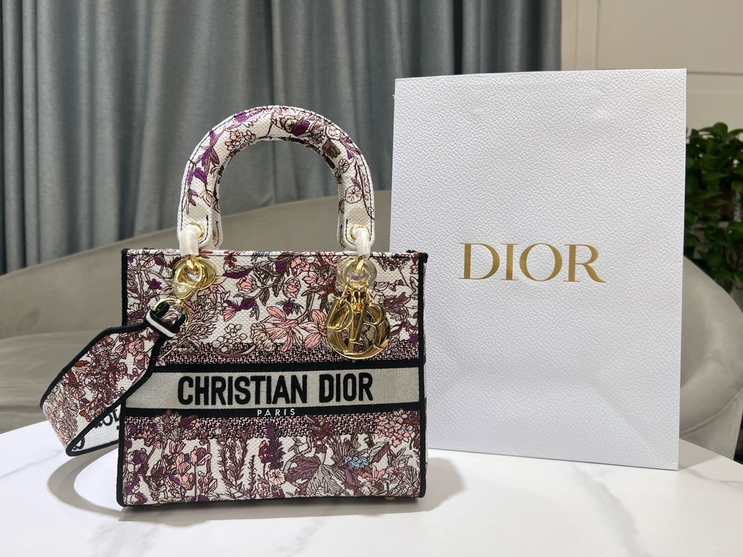 Christian Dior Medium Lady D-Lite Bag