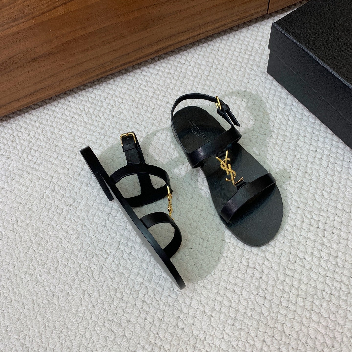 New Sandal