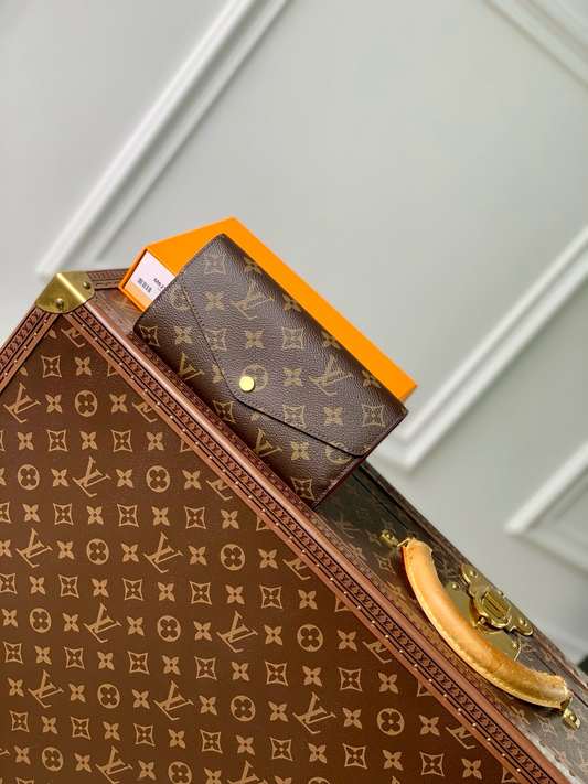 Louis Vuitton Sarah Wallet