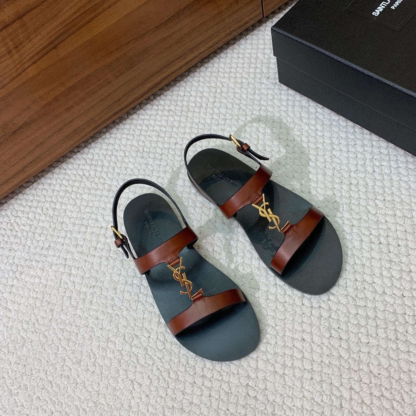 New Sandal