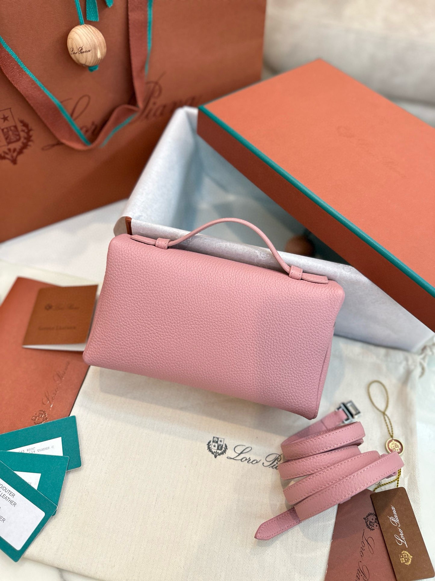 Loro Piana Extra Pocket L19