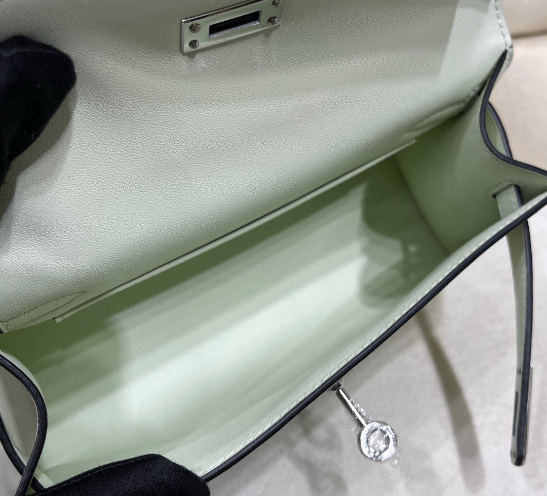 Hermes Kelly Pochette Swift