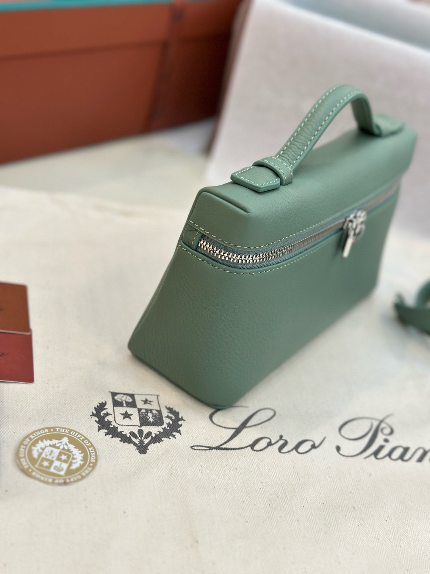 Loro Piana Extra Pocket L19