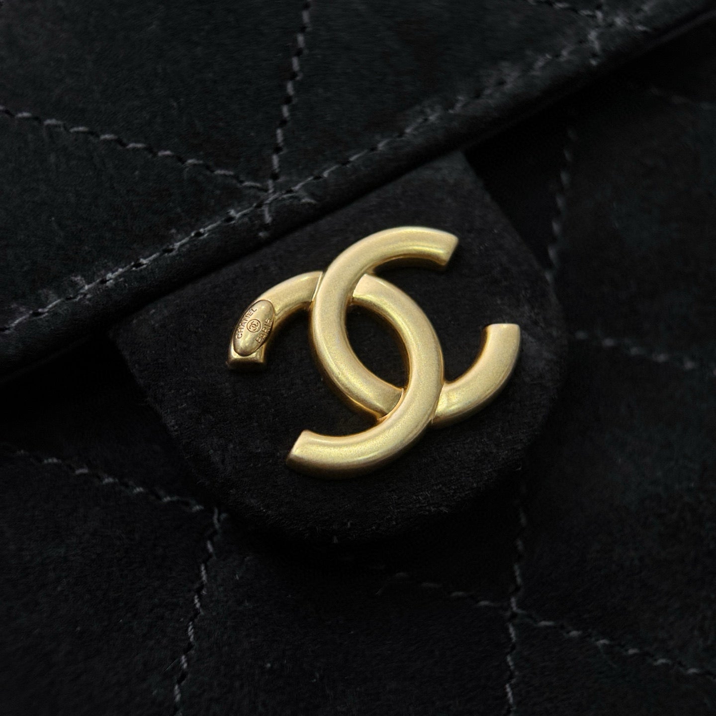 Cc New 25 Handbag Suede Small