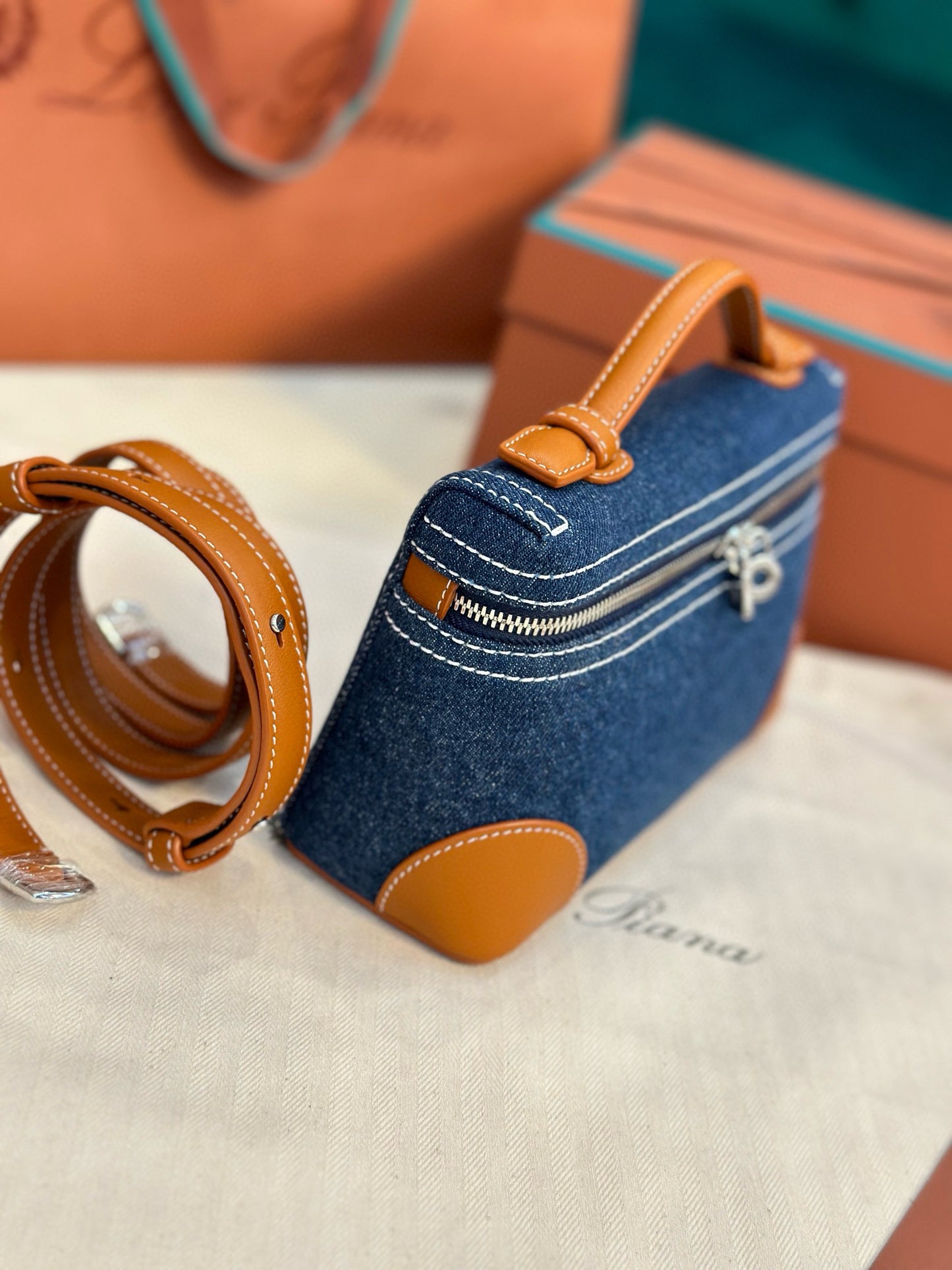 Loro Piana Extra Pocket L19