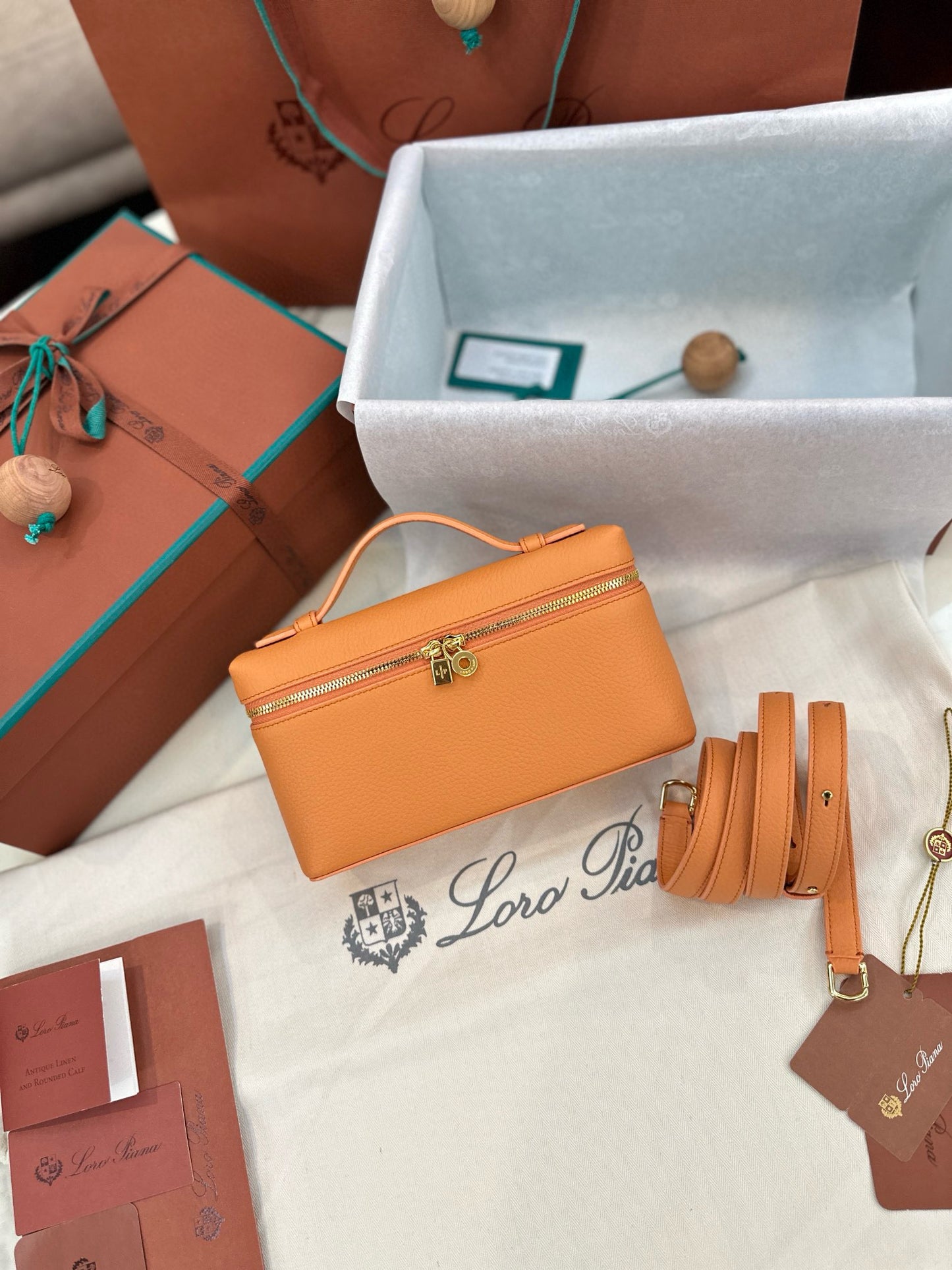 Loro Piana Extra Pocket L19