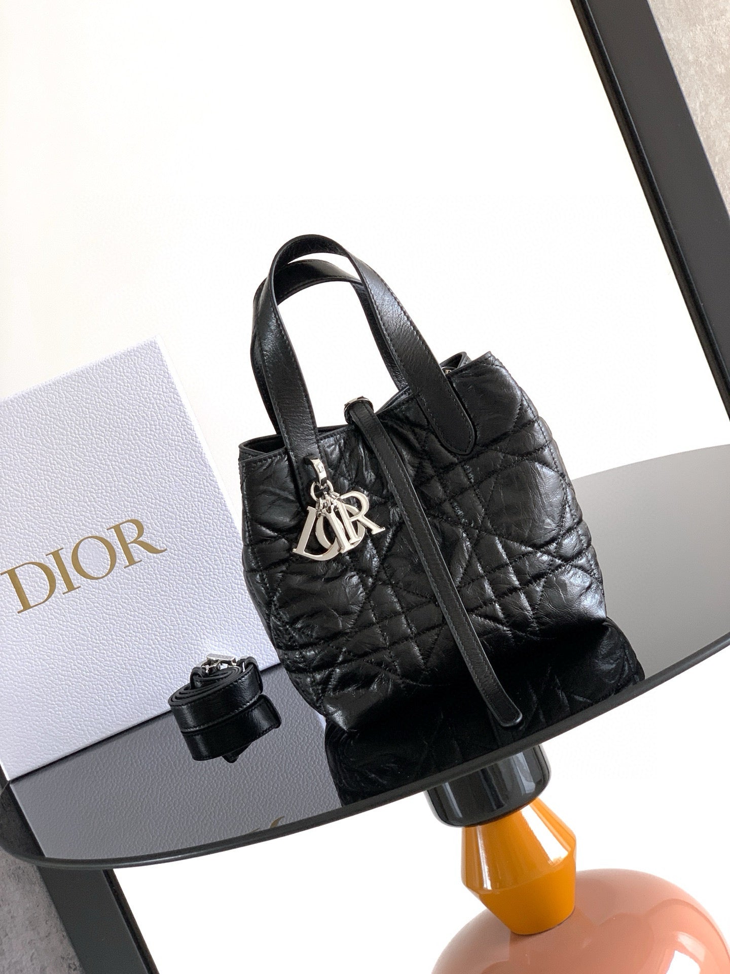 Small Toujours