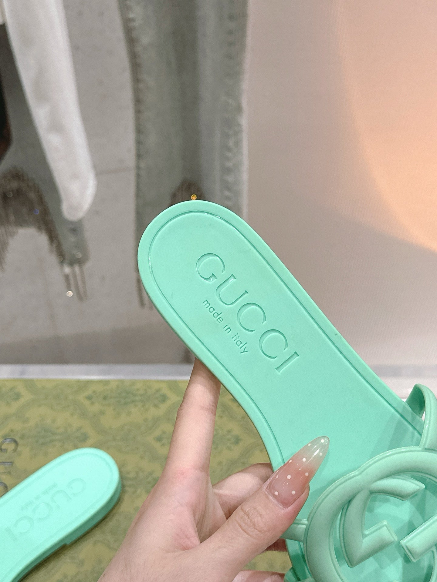 Interlocking G Slide Sandal