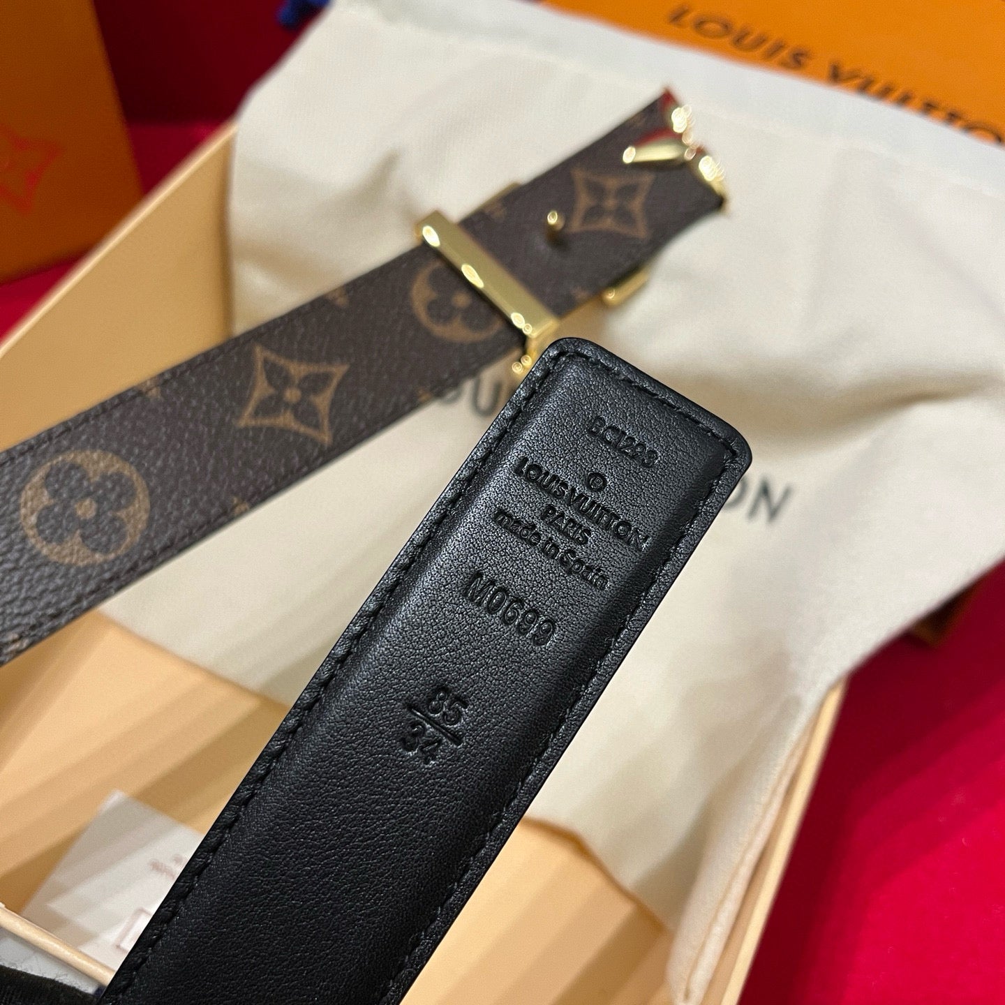 Louis Vuitton Pretty Lv 30 mm Reversible Belt