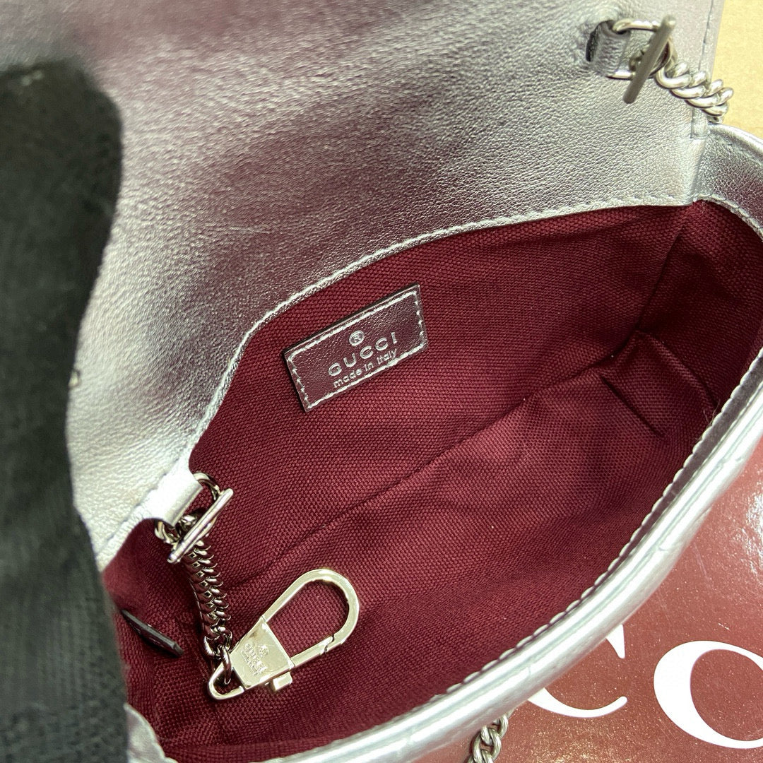 Gucci GG Marmont Super Mini
