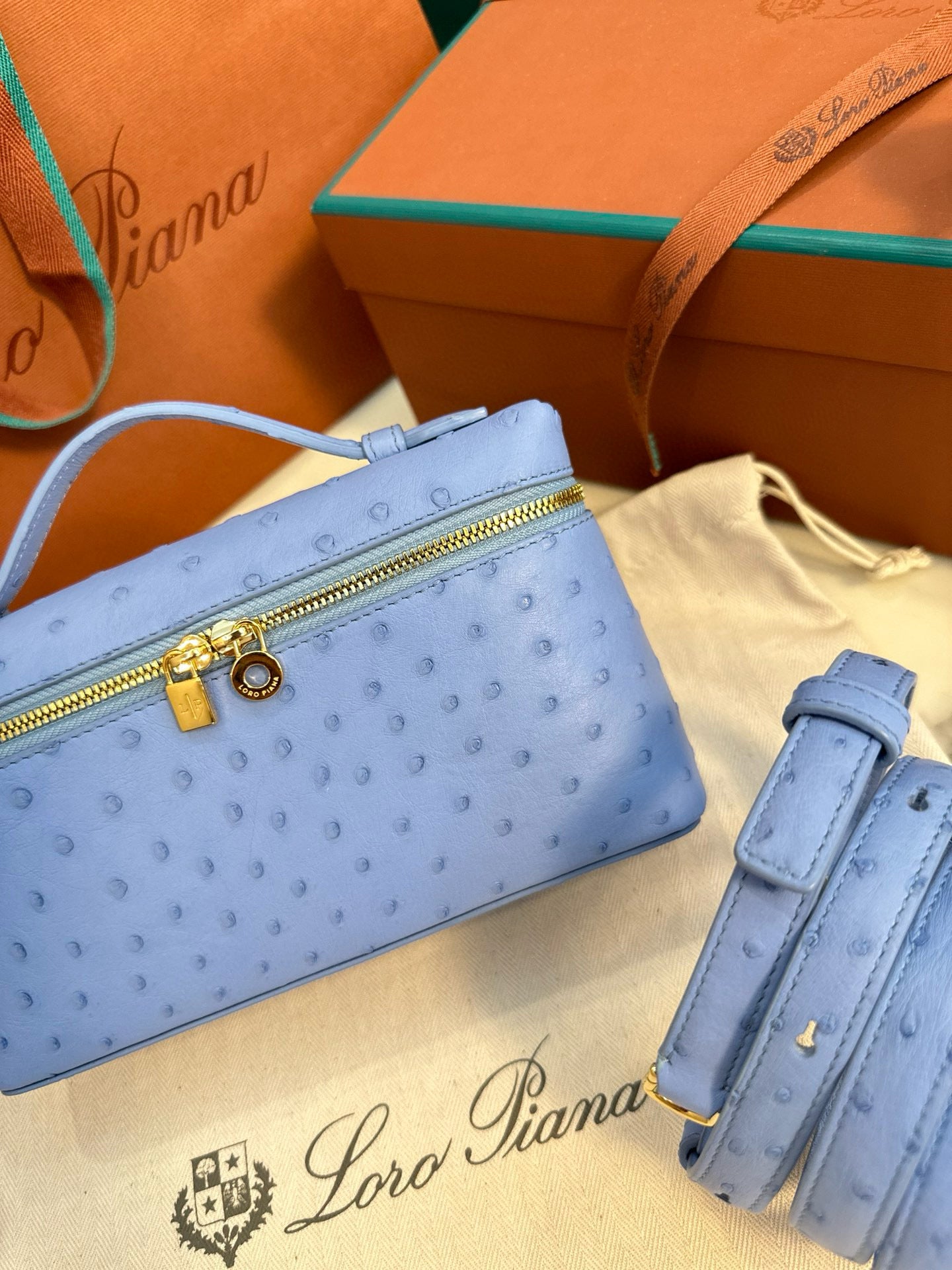 Loro Piana Extra Pocket L19 Ostrich