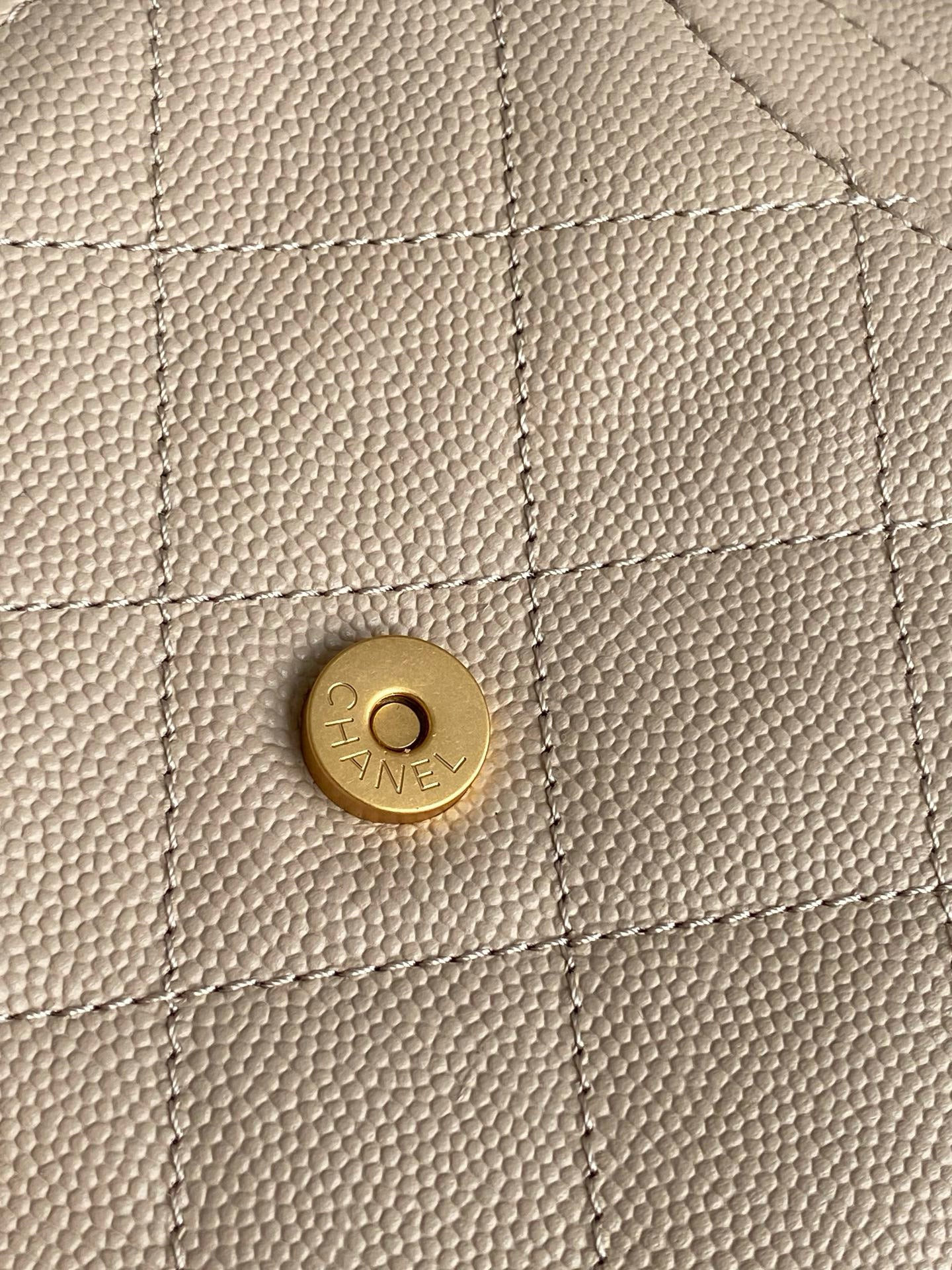 Large 25 Handbag