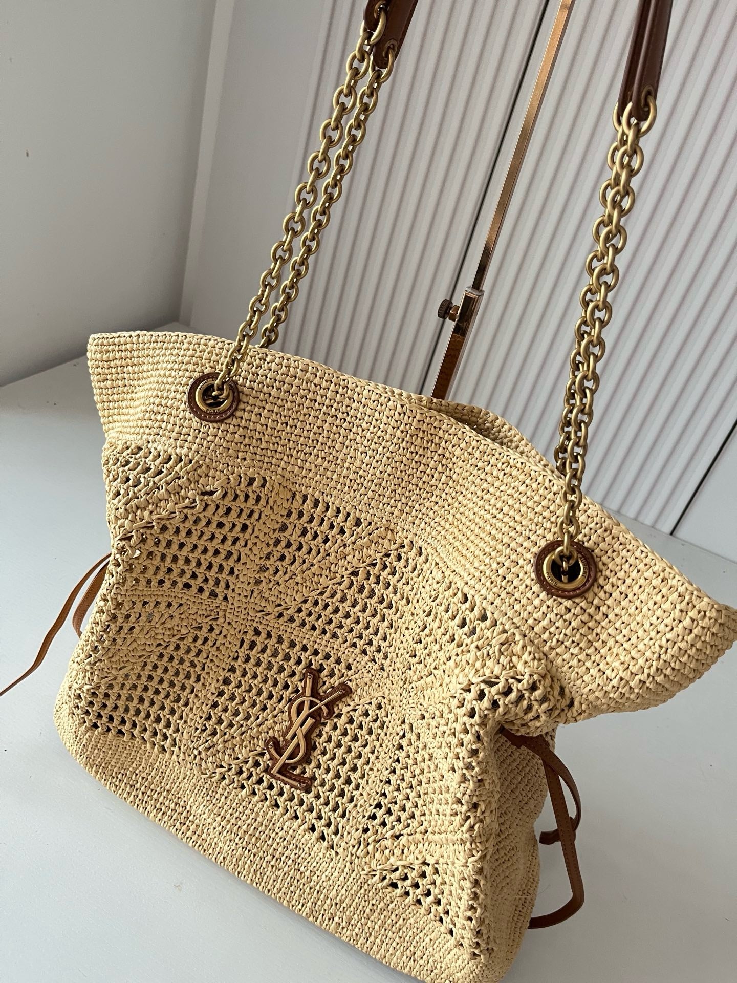 Jamie Shopping In Raffia
