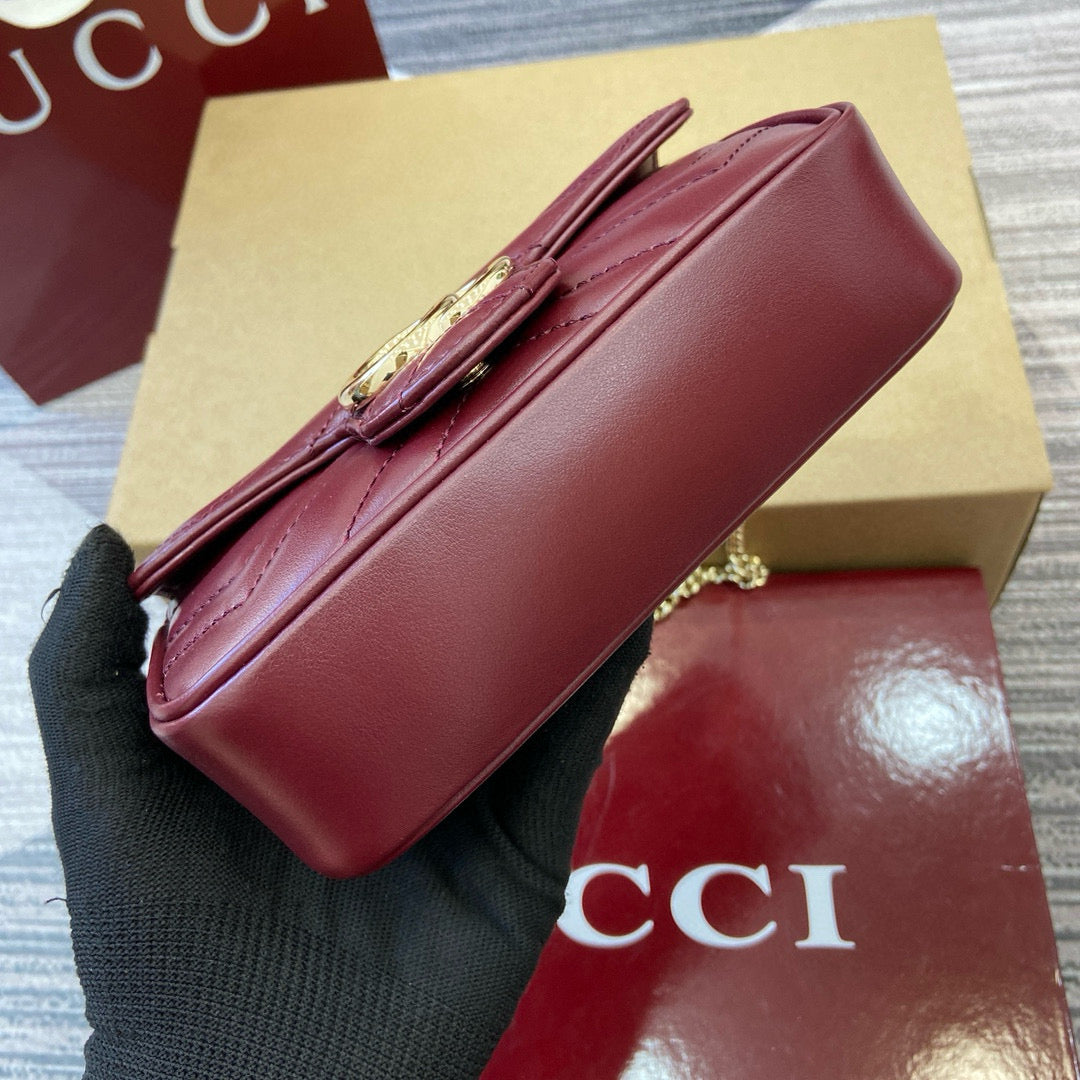 Gucci GG Marmont Super Mini