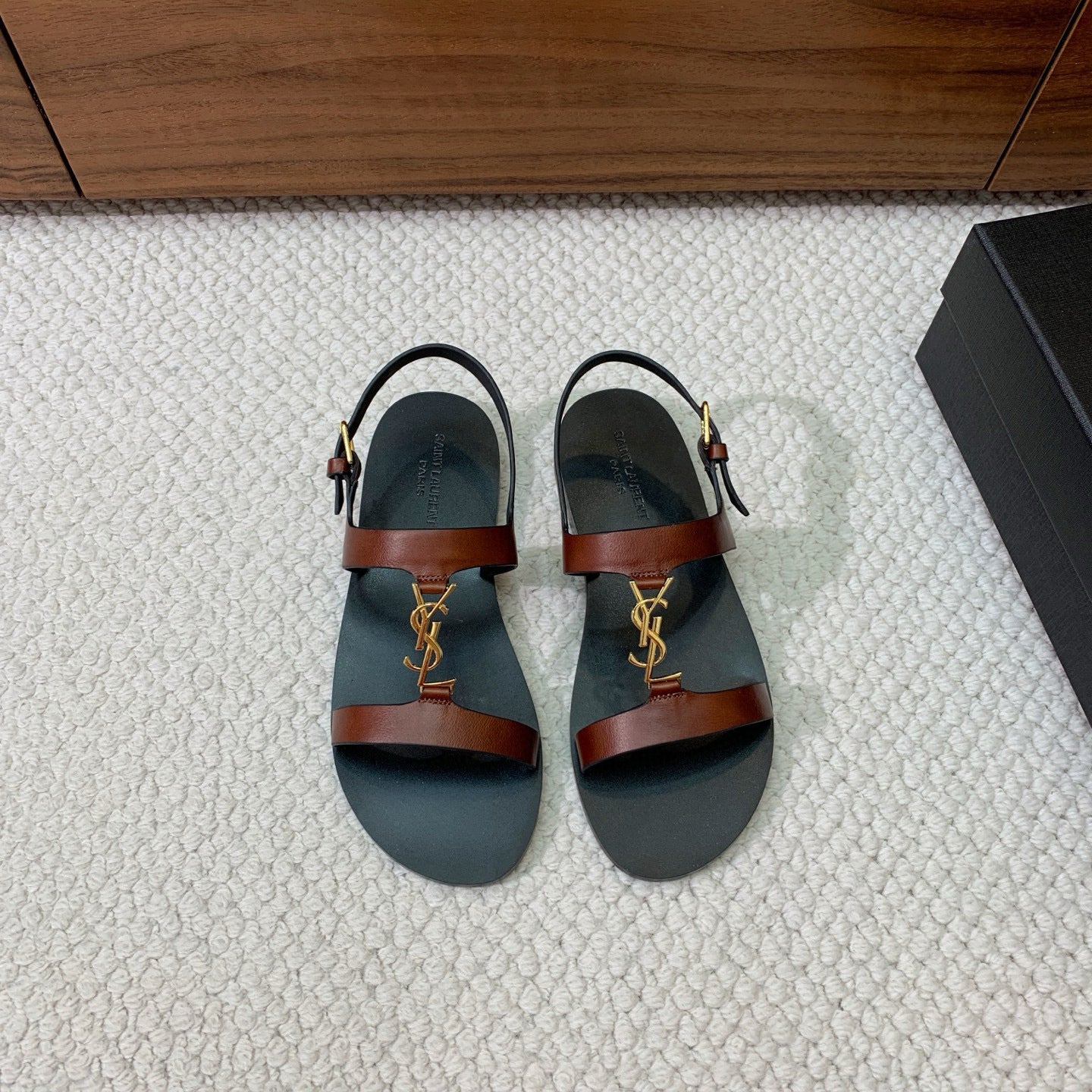 New Sandal