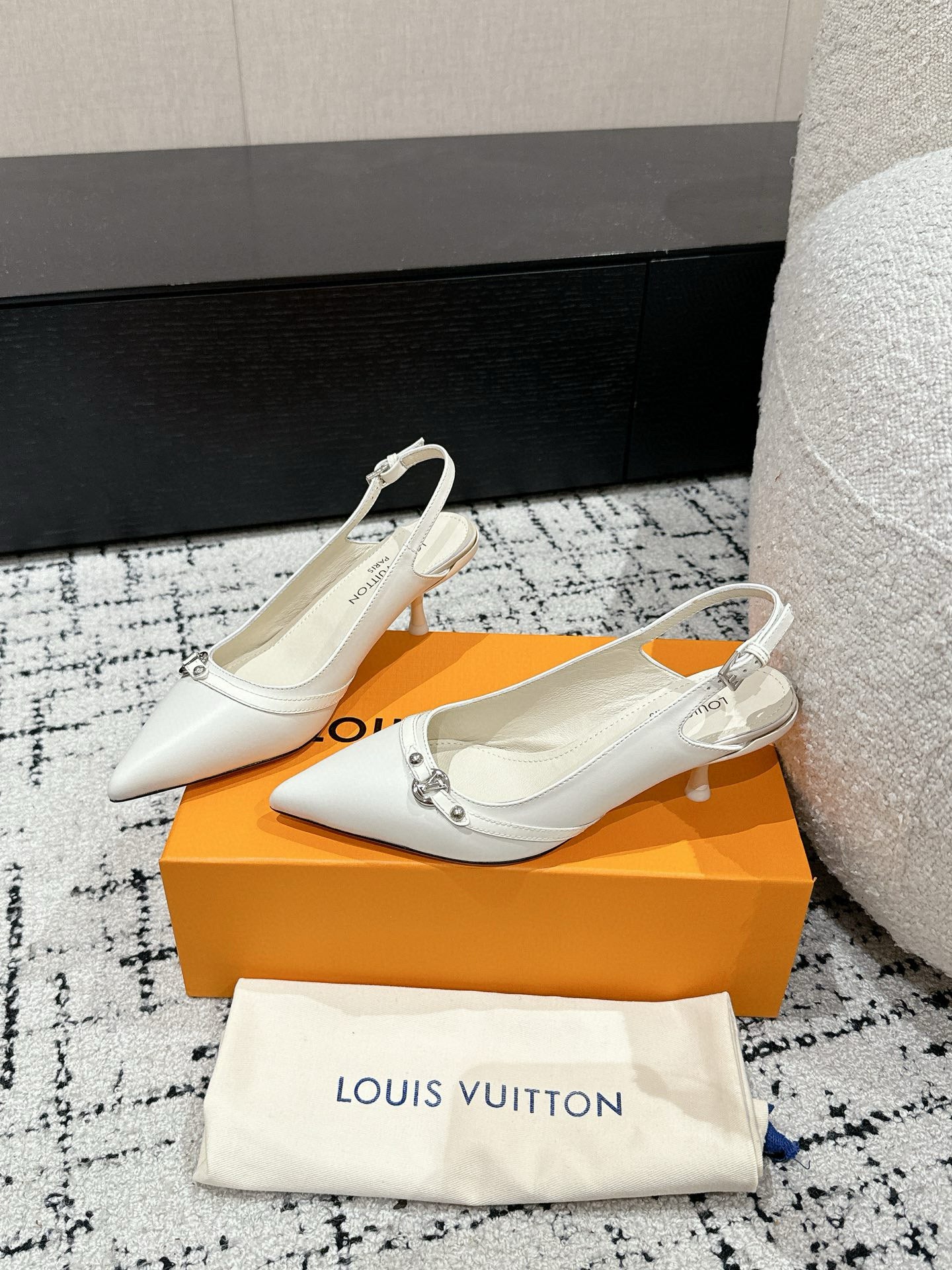 Louis Vuitton 6AM Slingback Pump