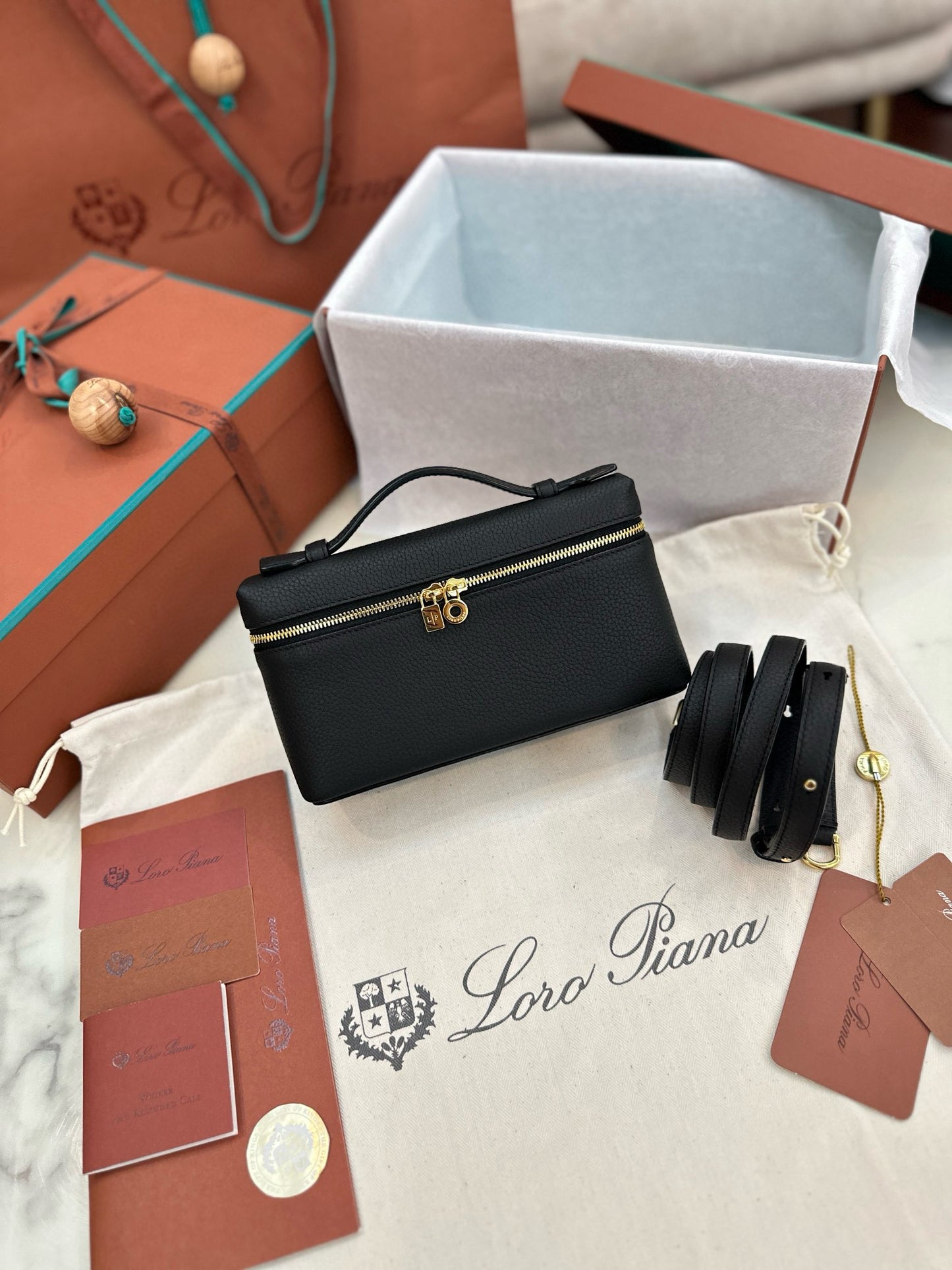 Loro Piana Extra Pocket L19