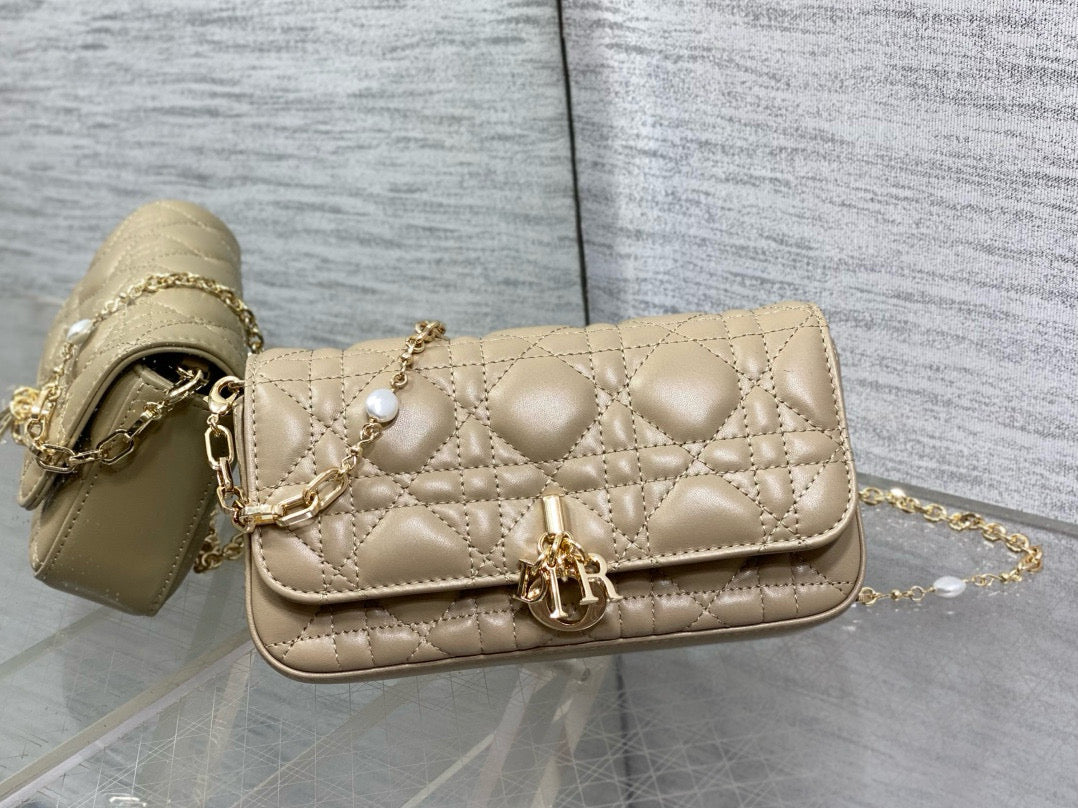 Talk Pouch Phone