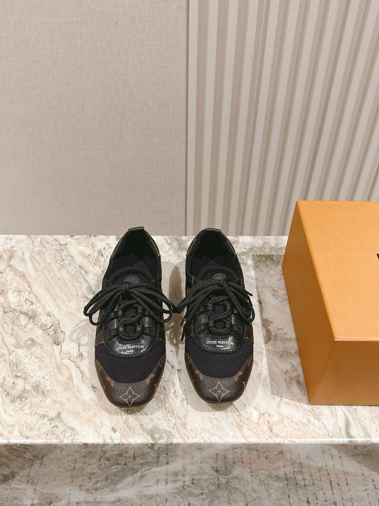 Sneakerina