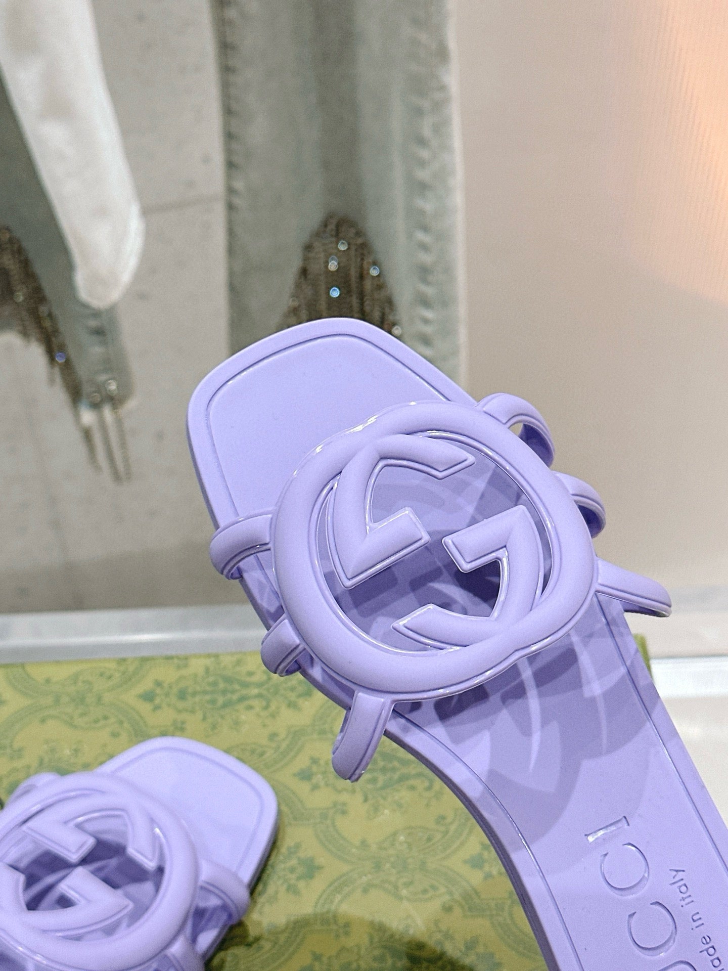 Interlocking G Slide Sandal