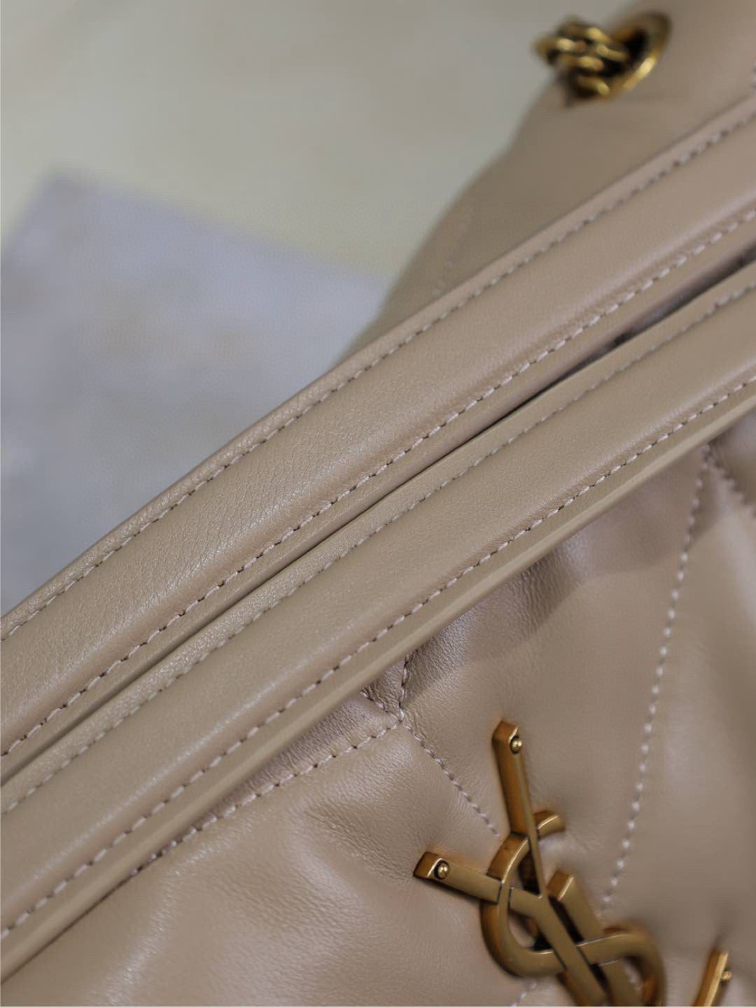 Yves Saint Laurent Puffer Small