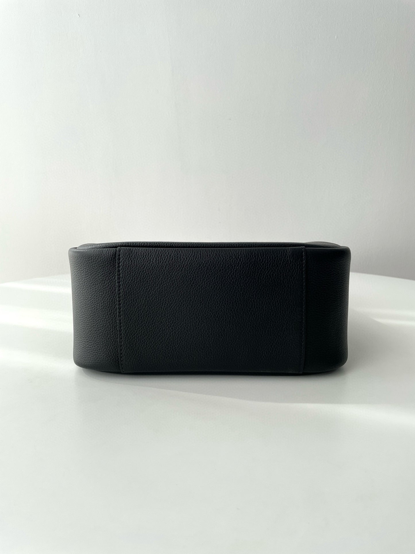 Ysl Le 5 A 7 Supple Small