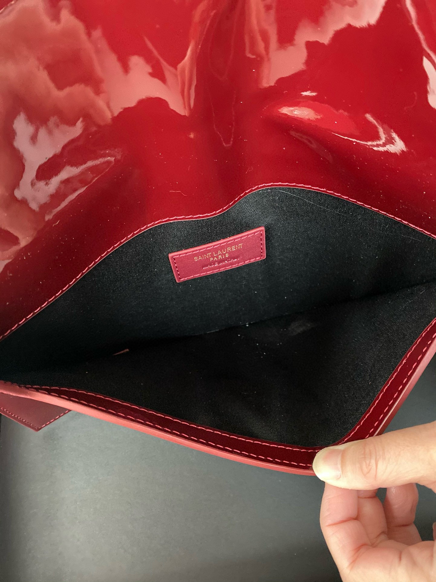 Yves Saint Laurent Uptown Pouch In Patent Leather