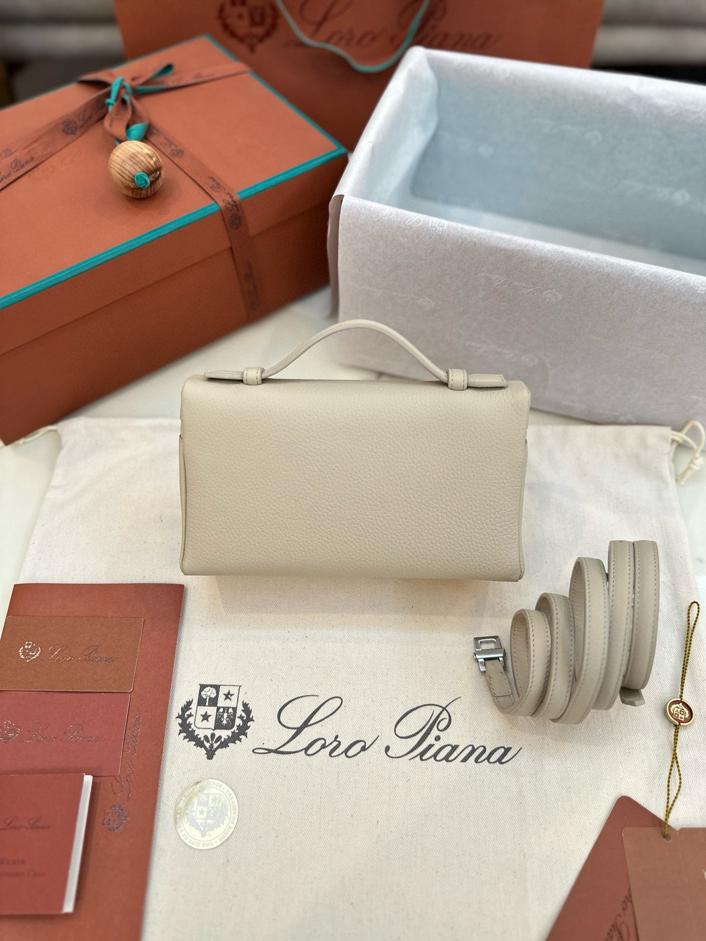 Loro Piana Extra Pocket L19