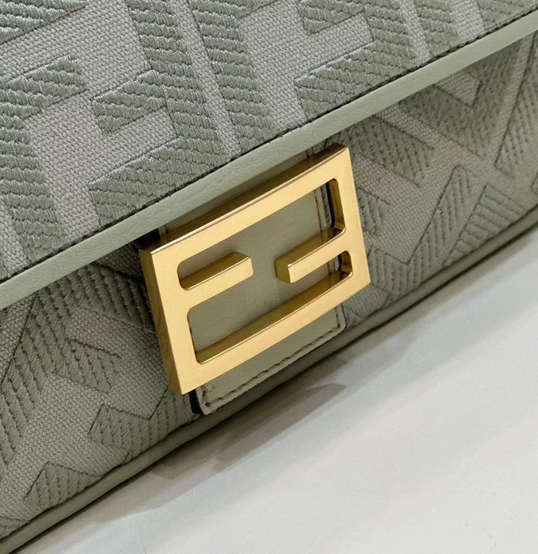 Fendi Baguette