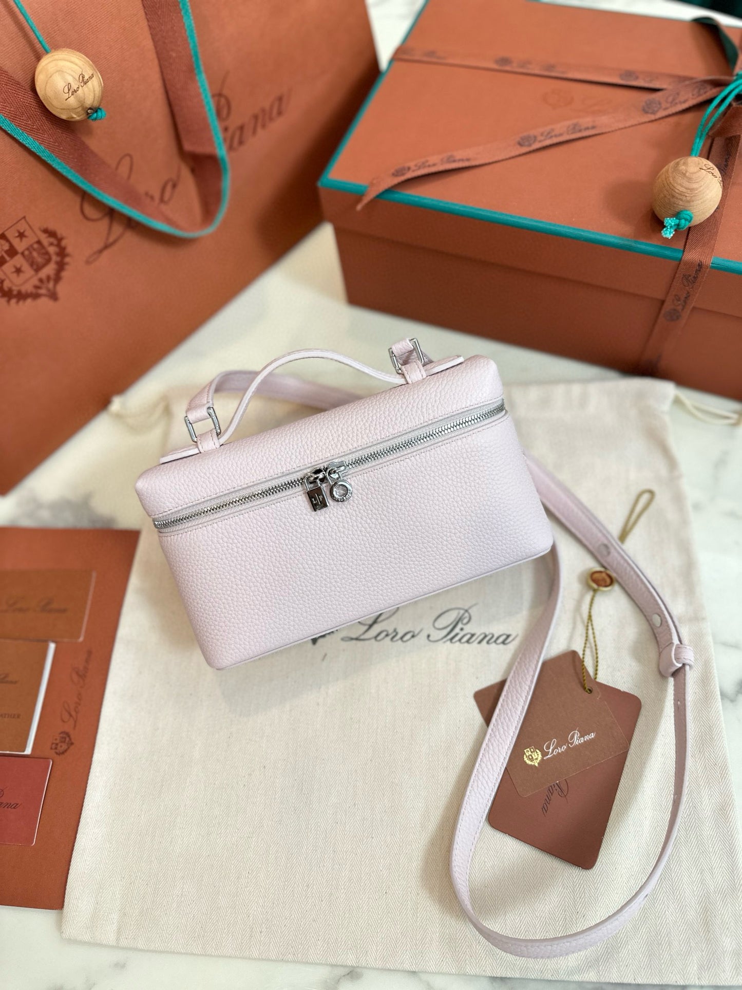 Loro Piana Extra Pocket L19