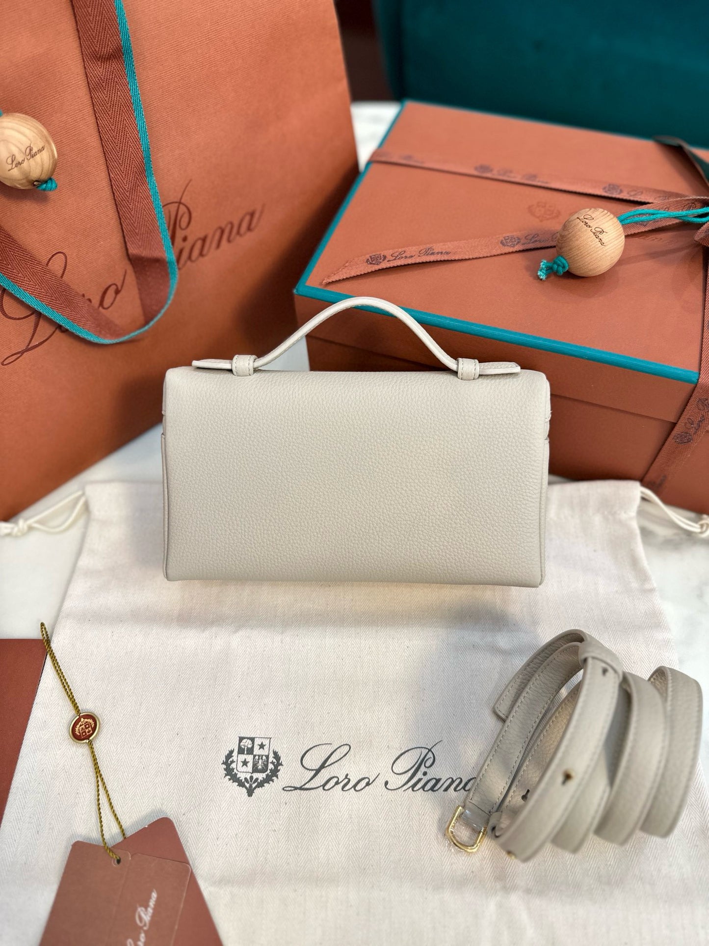 Loro Piana Extra Pocket L19