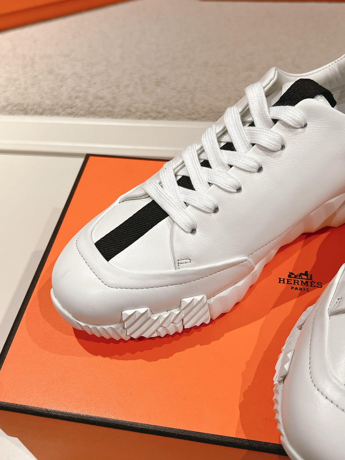 Hermes Sneaker