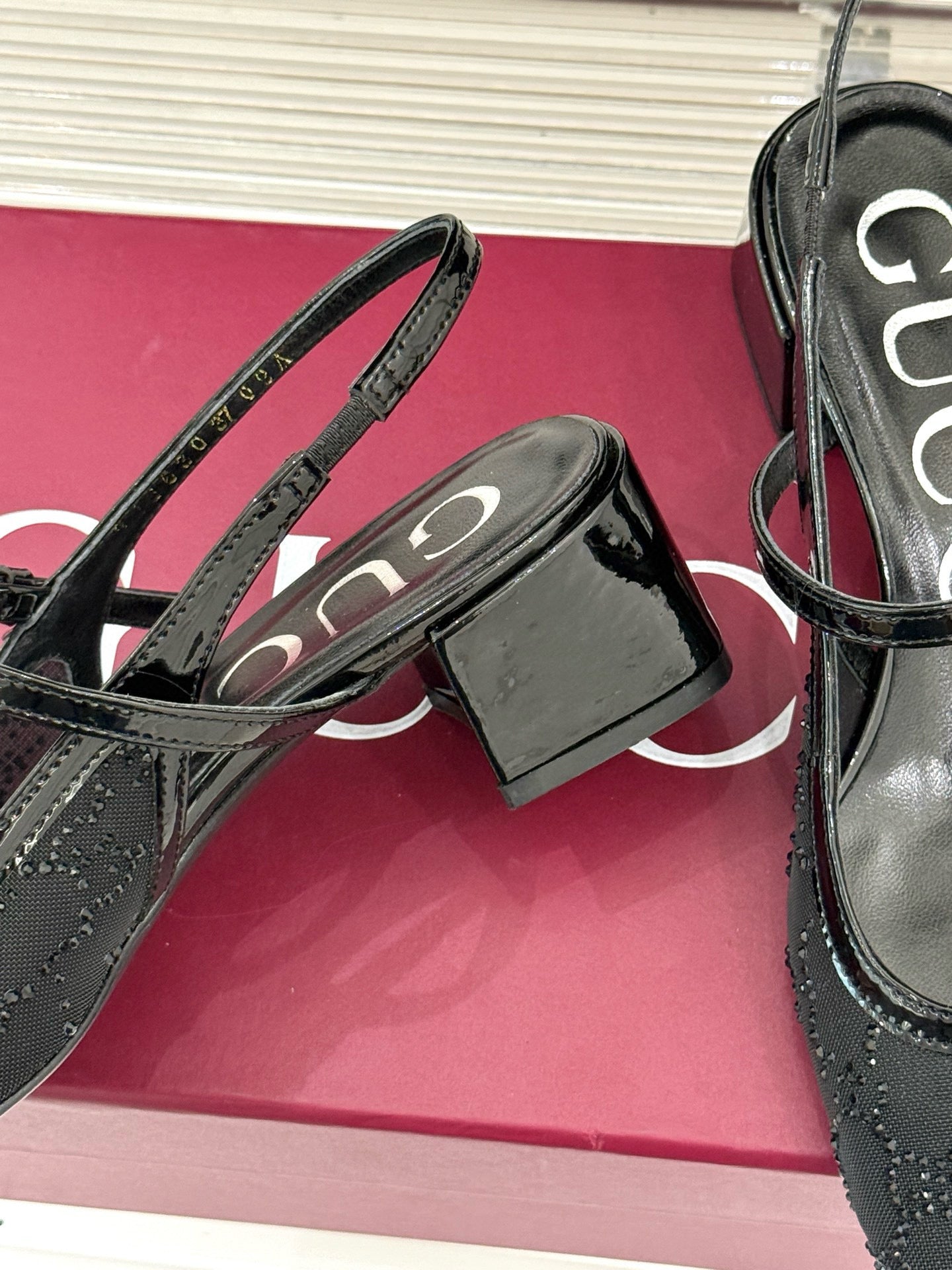 Gg Slingback
