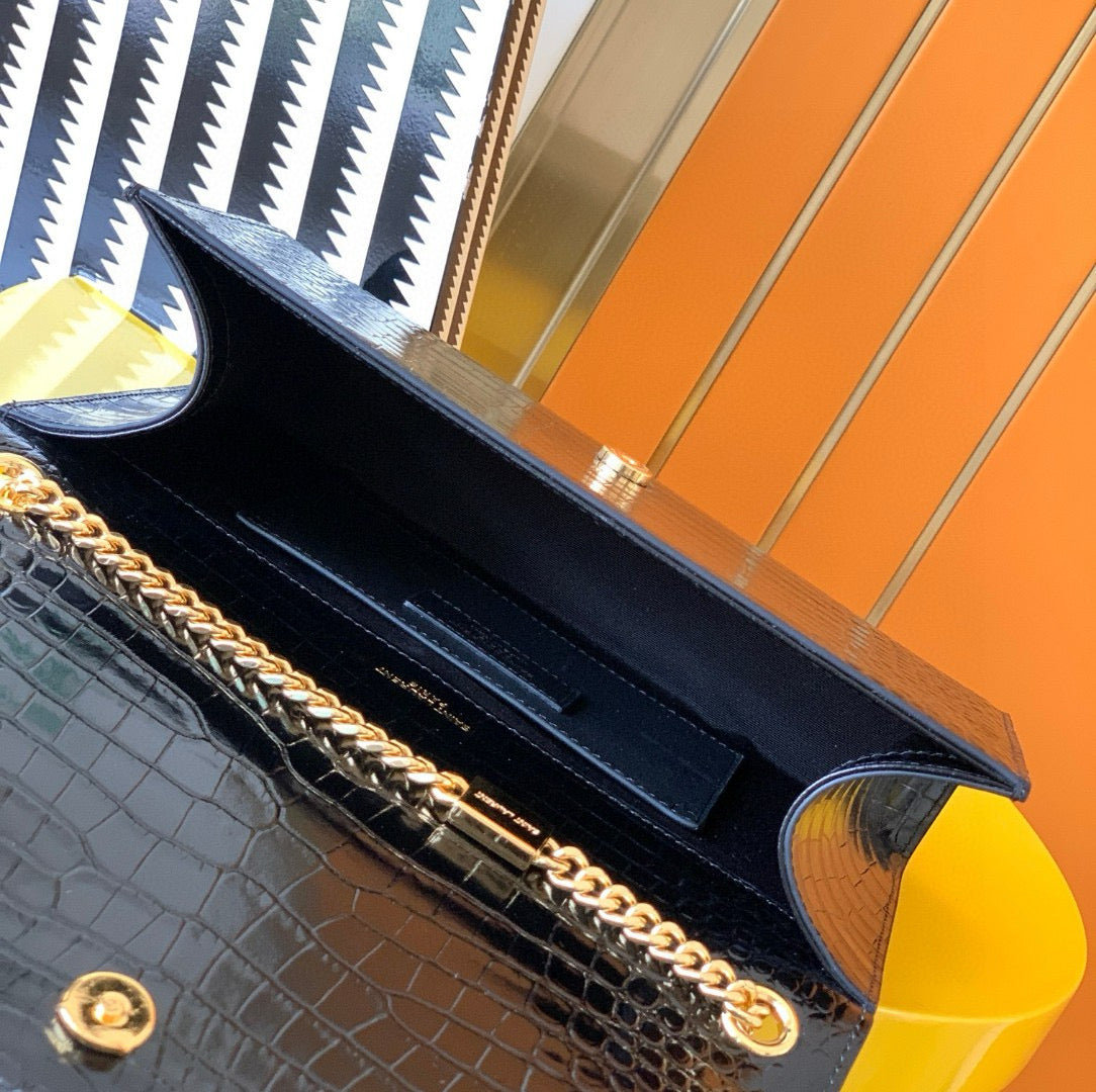 Yves Saint Laurent Kate Medium