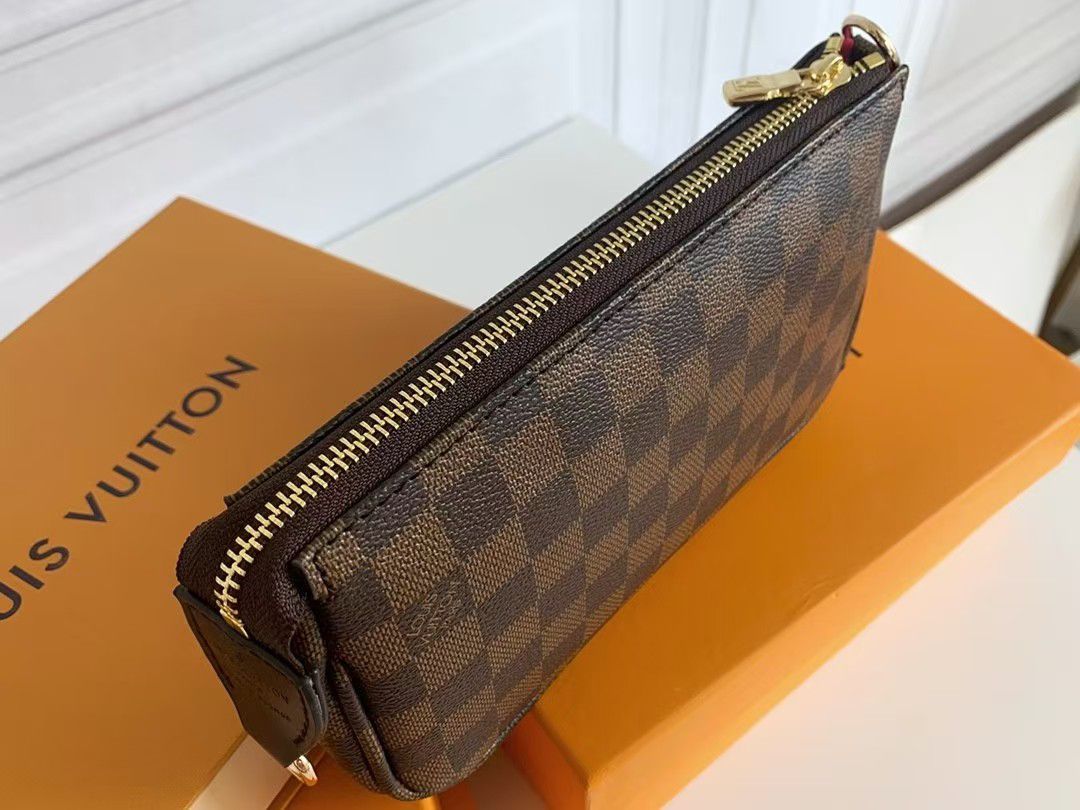 Pochette Accessoires