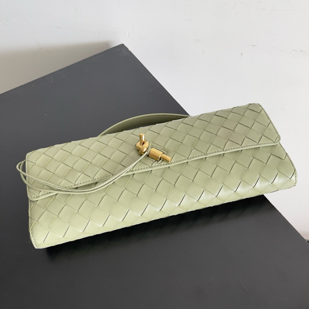 Bottega Veneta Andiamo Clutch