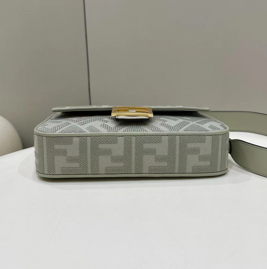 Fendi Baguette