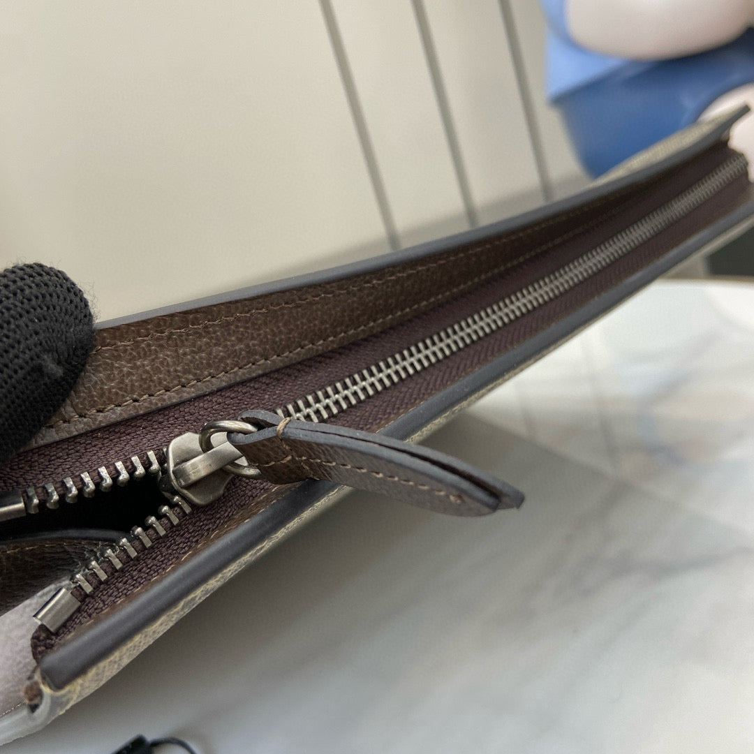 Gucci Bi Color Small Pouch