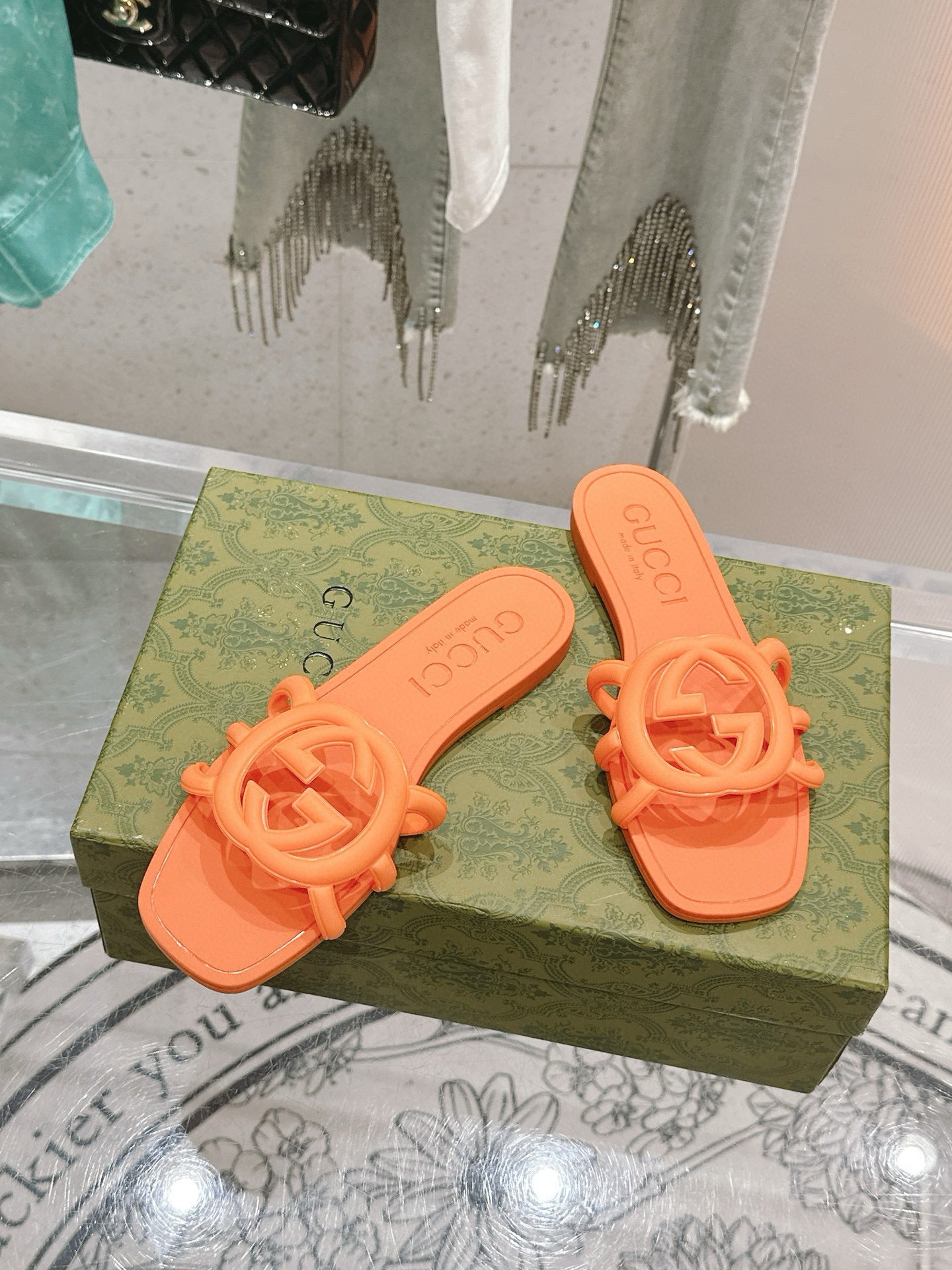 Interlocking G Slide Sandal