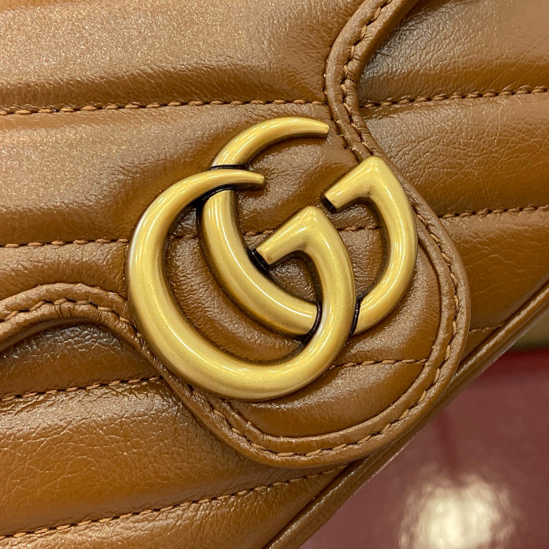 Gucci GG Marmont Super Mini