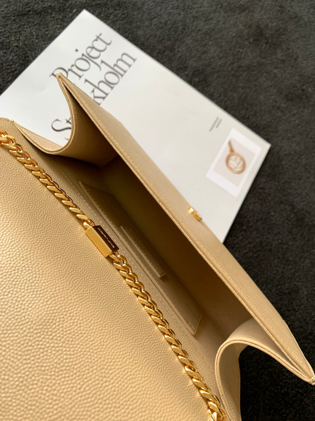 Yves Saint Laurent Kate Medium